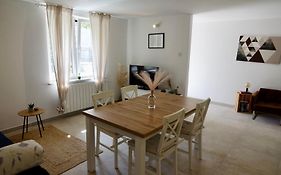 Apartment Luce